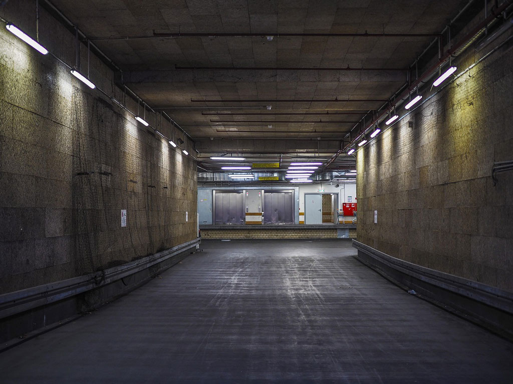 Zesílení stropu a nosných stěn garáže: Praktický a odborný průvodce