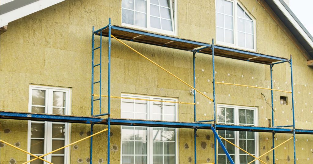 Jak spočítat reálný rozpočet na zateplení fasády rodinného domu v roce 2026